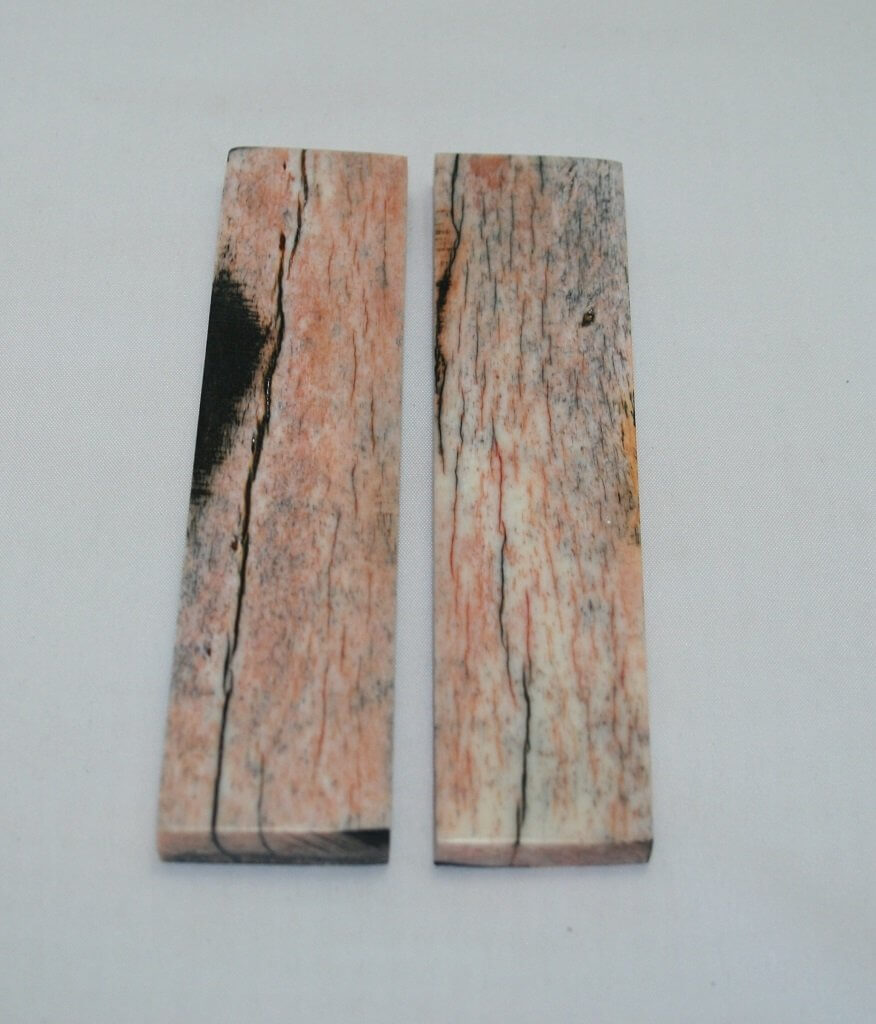 NB104MJ216  Giraffe Bone Scales