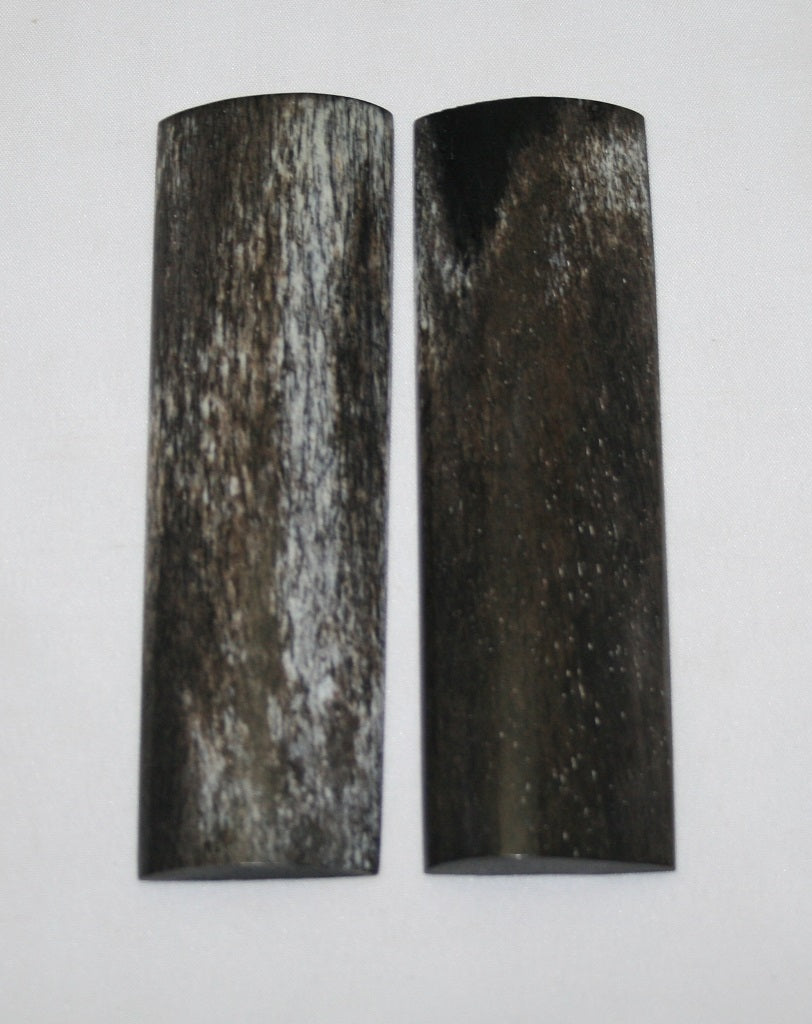 NB104MJ25  Giraffe Bone Scales