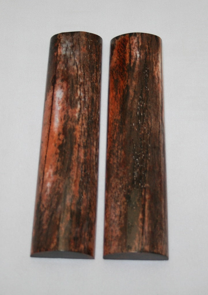 NB104MJ31  Giraffe Bone Scales