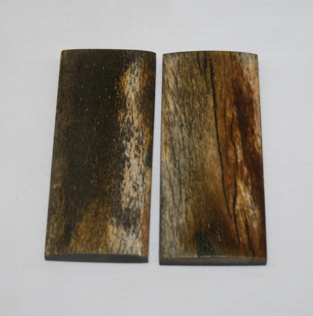 NB104MJ48  Giraffe Bone Scales