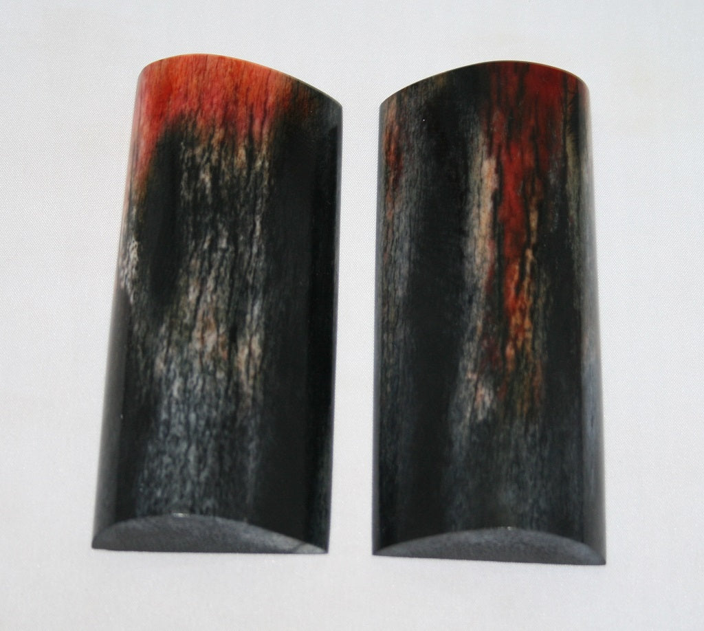 NB105FM42  Giraffe Bone Scales