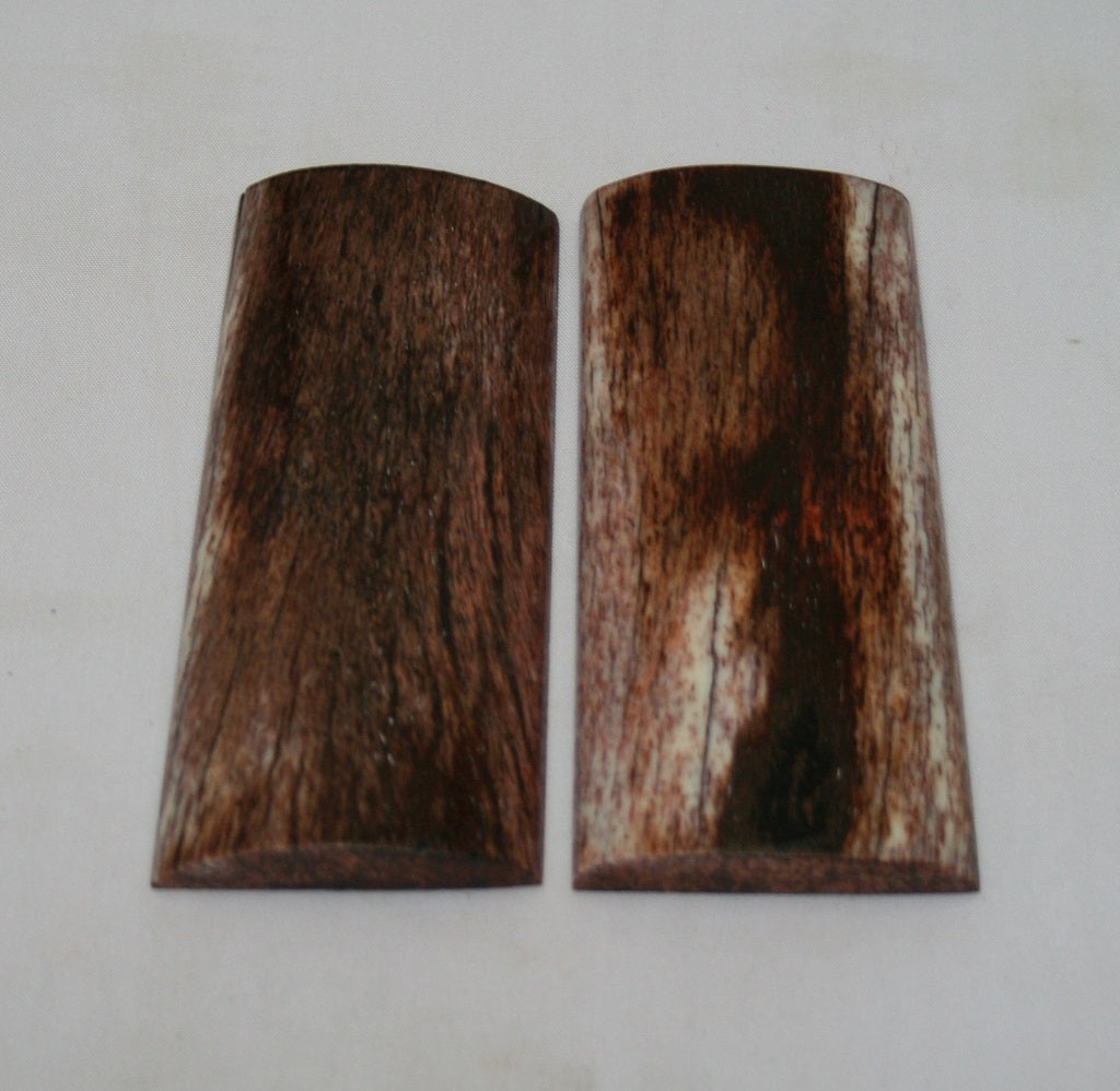 NB105FM53  Giraffe Bone Scales