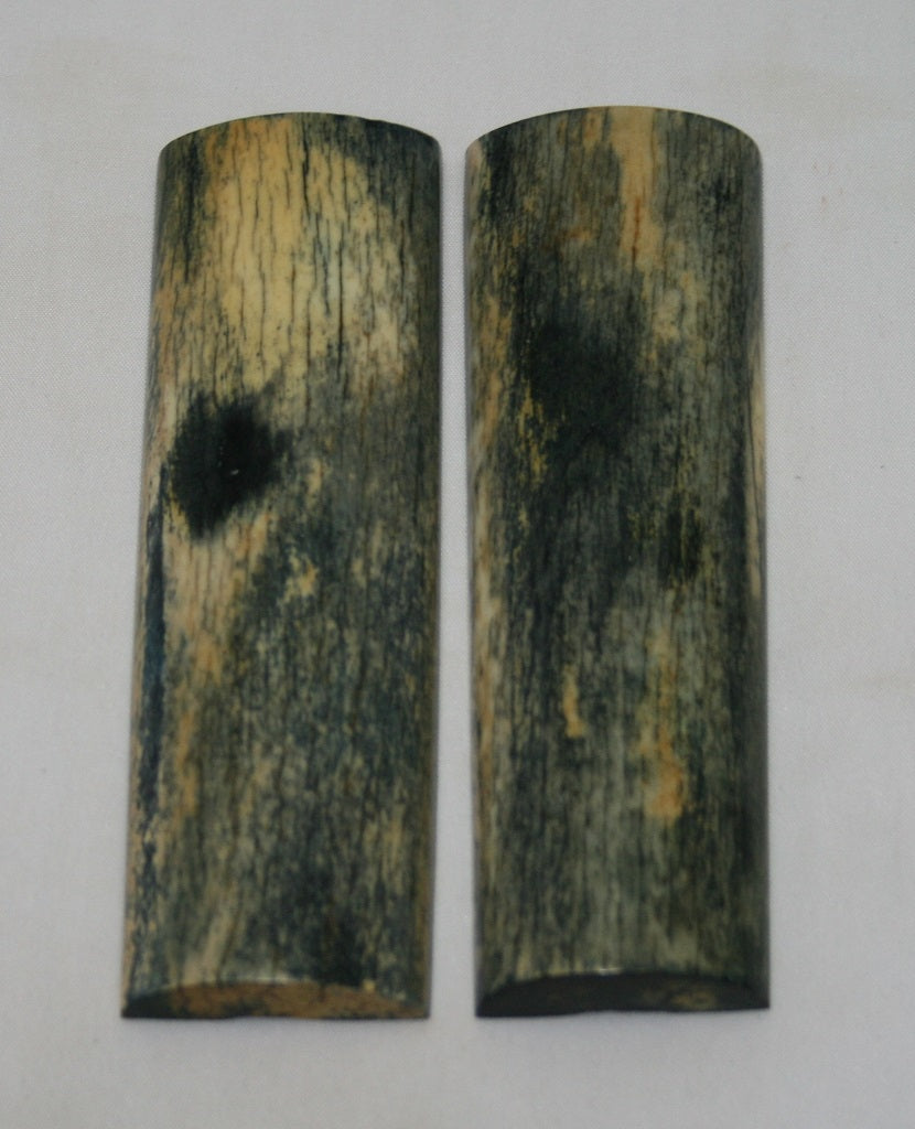 NB105FM56  Giraffe Bone Scales