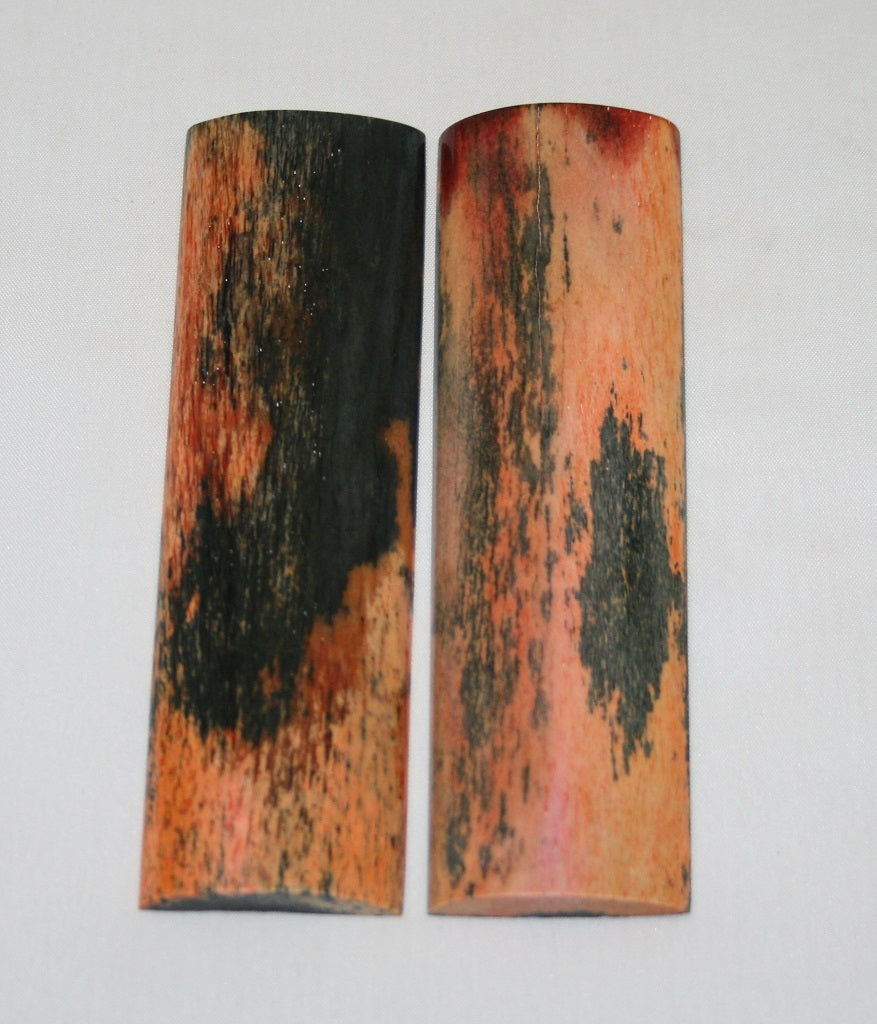 NB105FM68  Giraffe Bone Scales