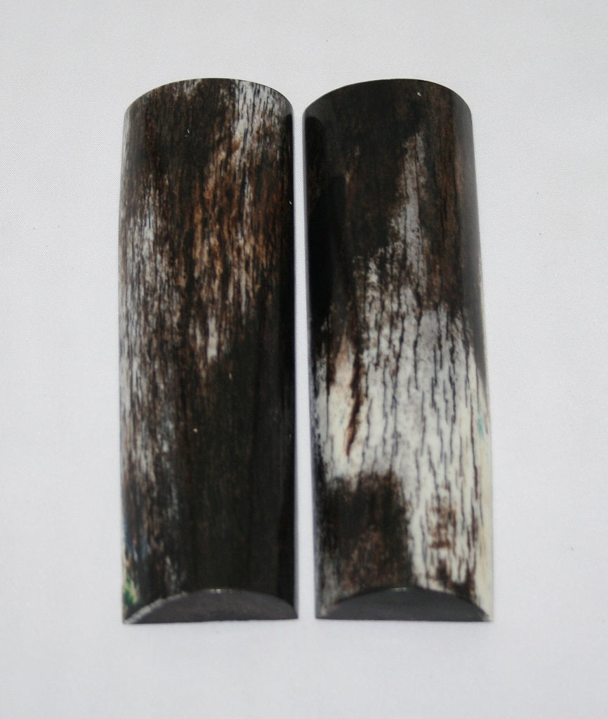 NB105FM87  Giraffe Bone Scales