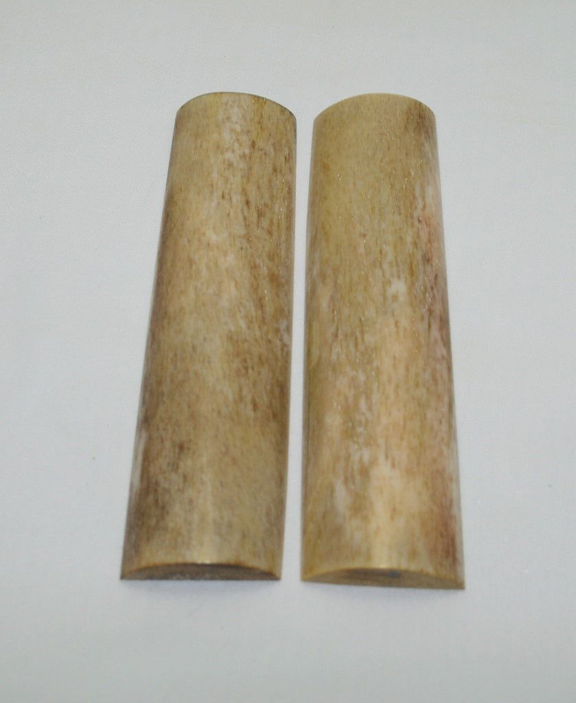 NB105F35  Giraffe Bone Scales