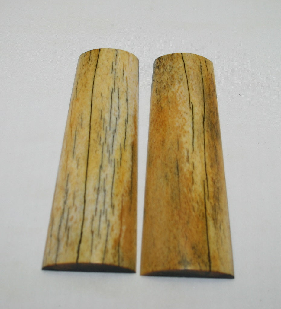 NB105LT67  Giraffe Bone Scales