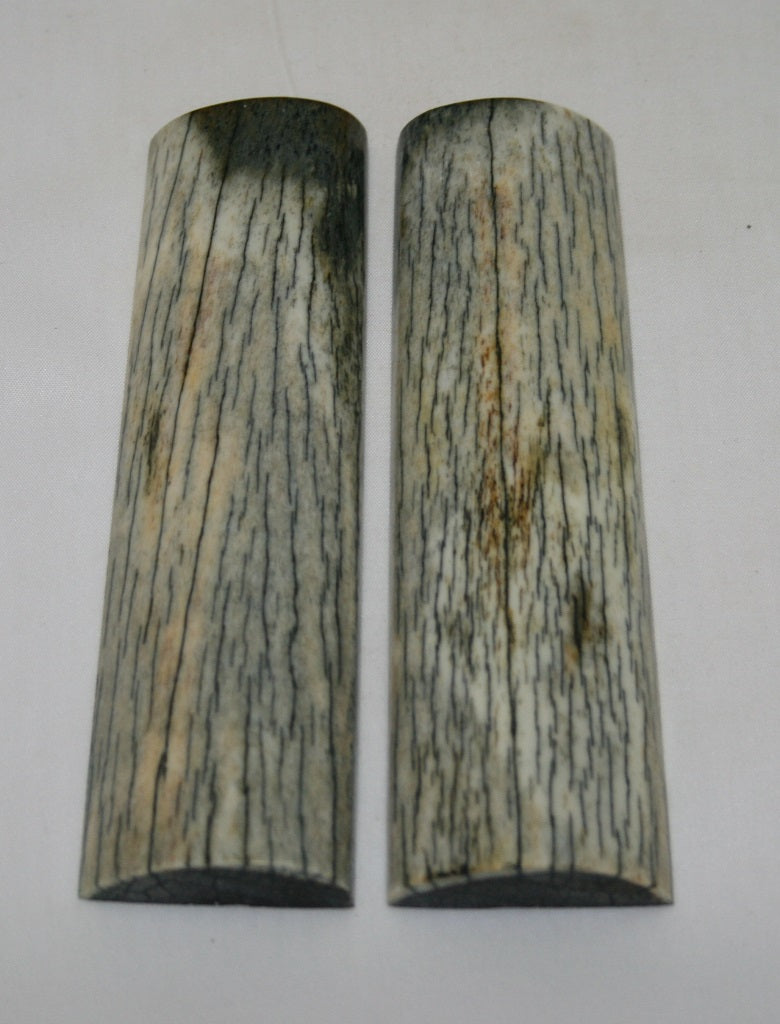 NB105L19  Giraffe Bone Scales