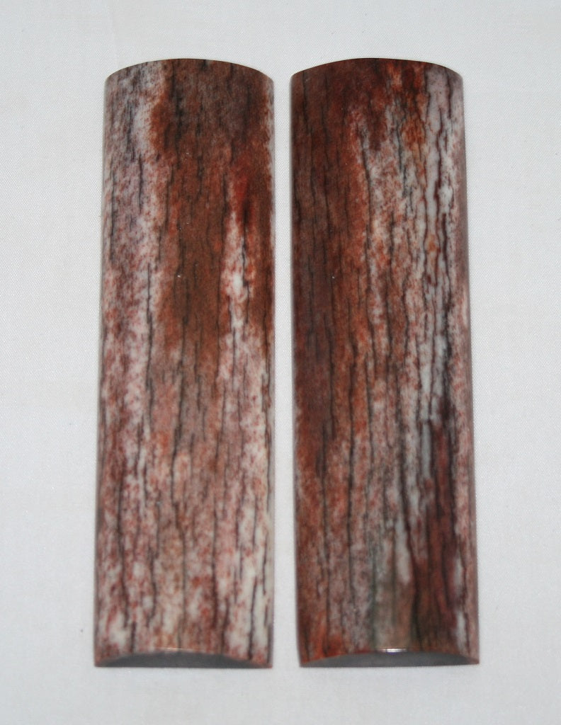 NB105L43  Giraffe Bone Scales