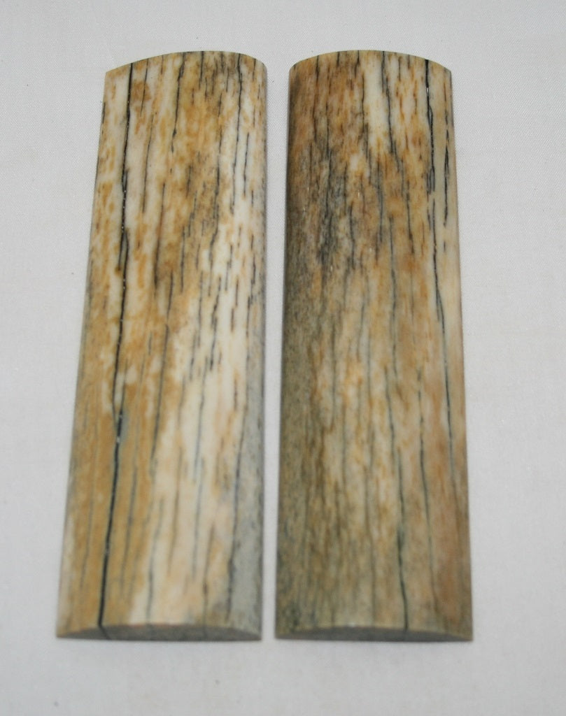 NB105L47  Giraffe Bone Scales