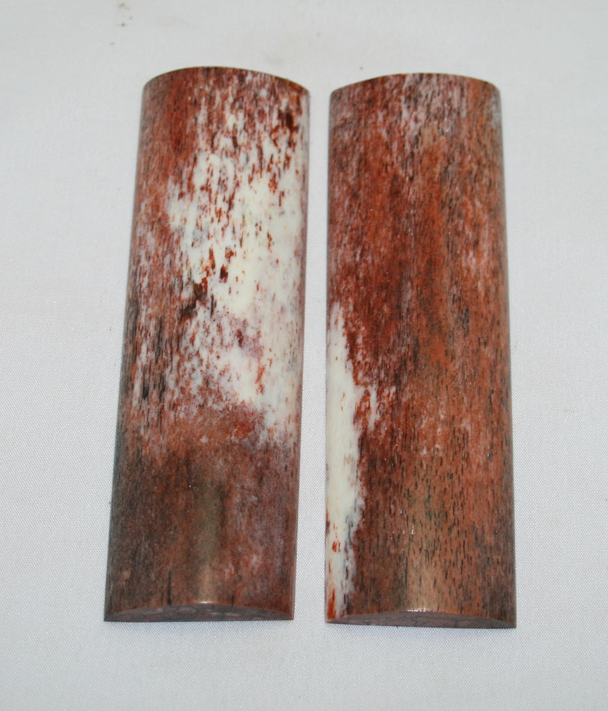 NB105MF27 Giraffe Bone Scales