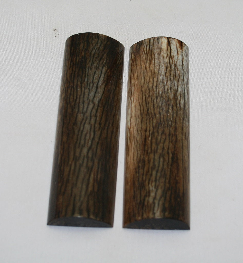 NB105MF32 Giraffe Bone Scales