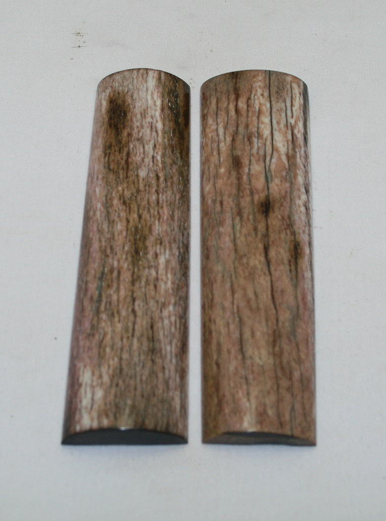 NB105MF59 Giraffe Bone Scales