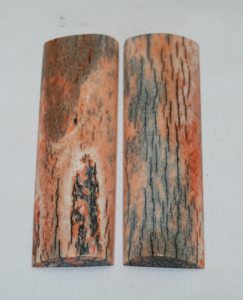 NB105MF5 Giraffe Bone Scales