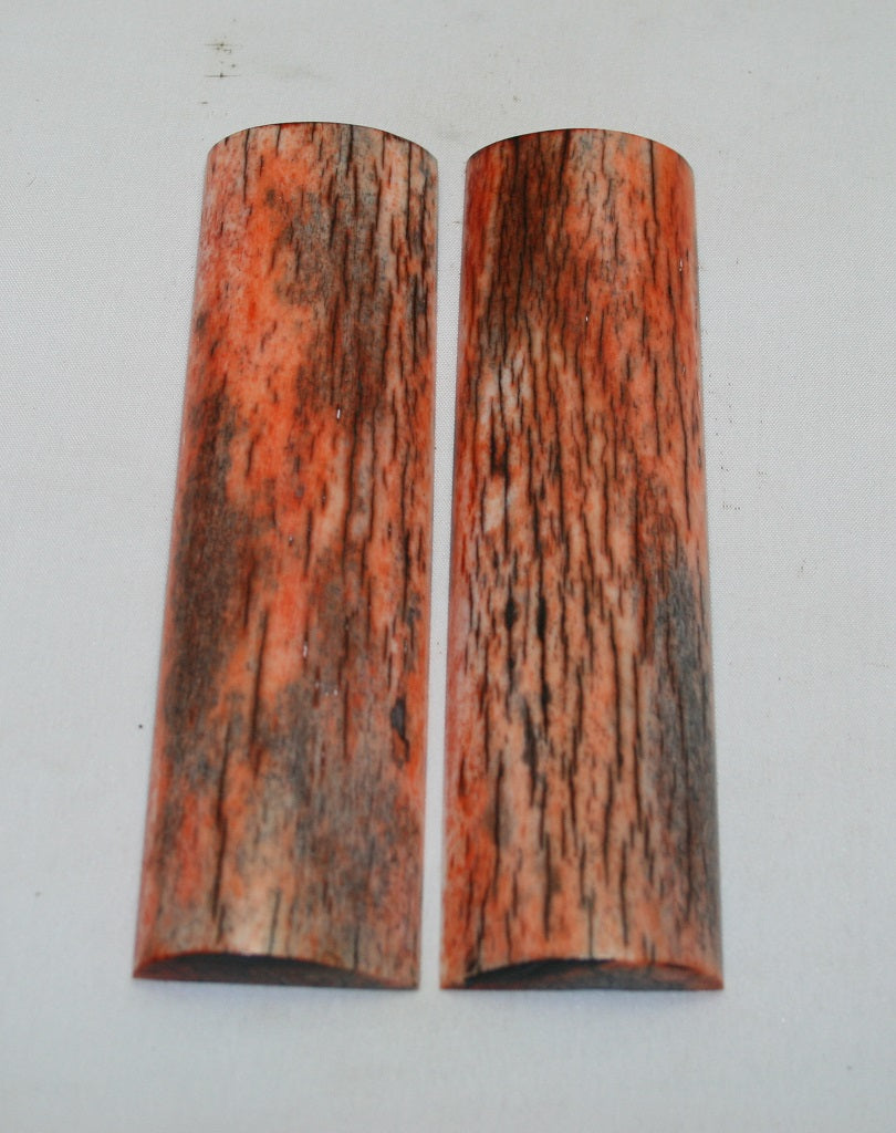 NB105MF60 Giraffe Bone Scales