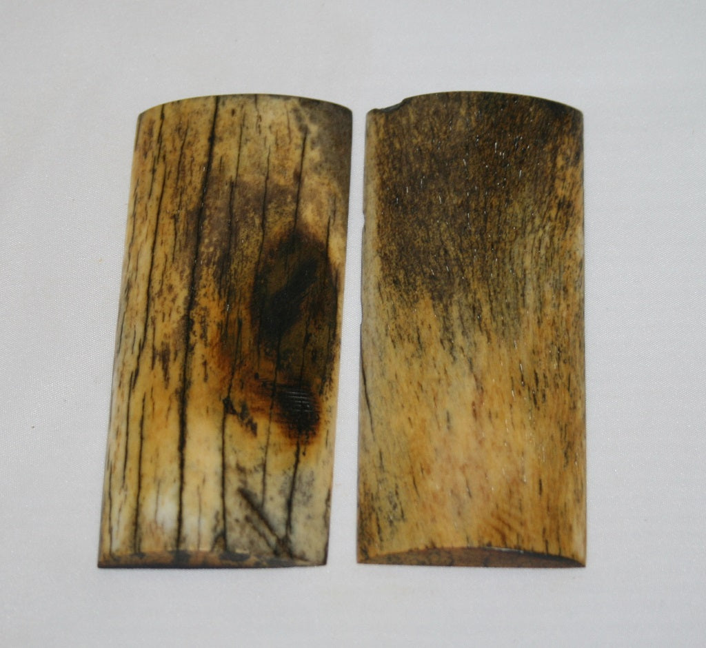 NB105MJ2  Giraffe Bone Scales