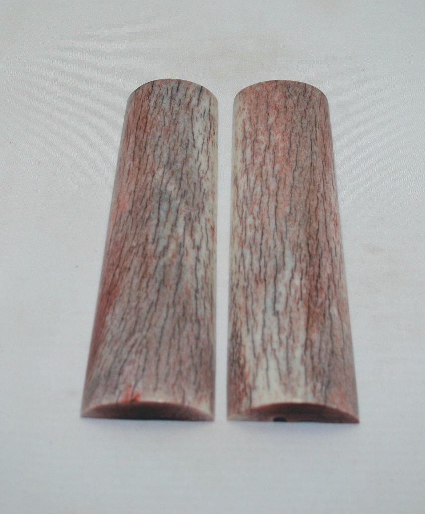 NB105MJ57  Giraffe Bone Scales