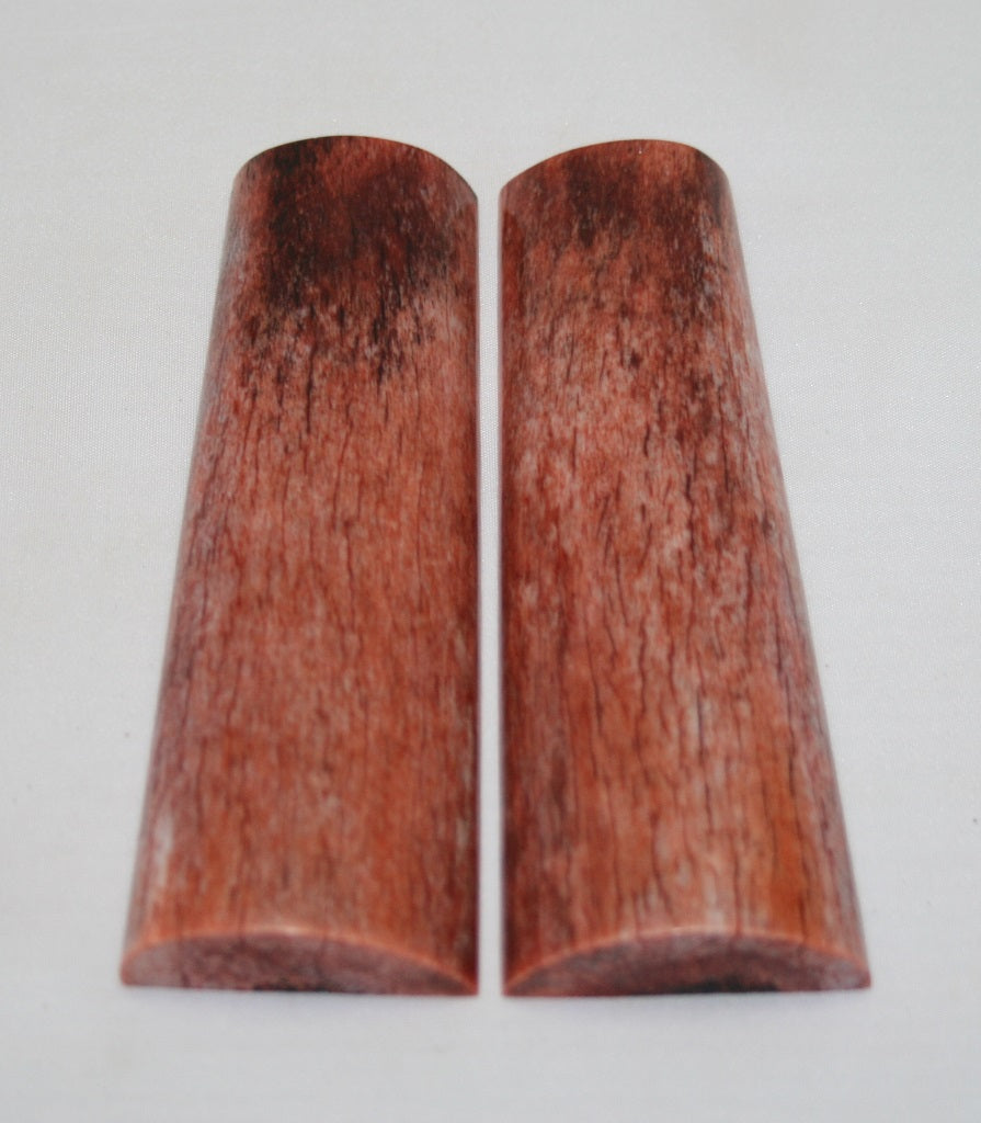 NB105MJ6  Giraffe Bone Scales