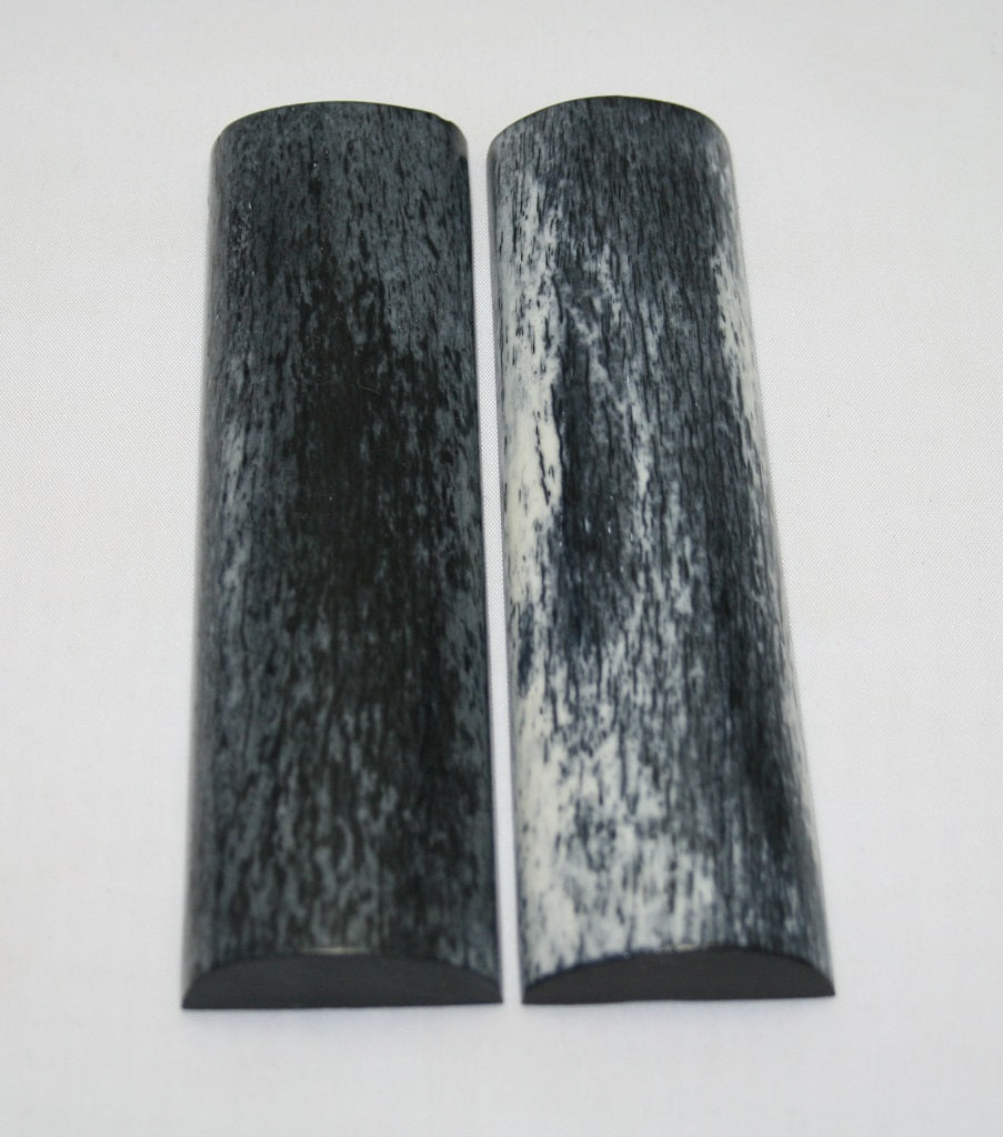 NB105MJ71  Giraffe Bone Scales