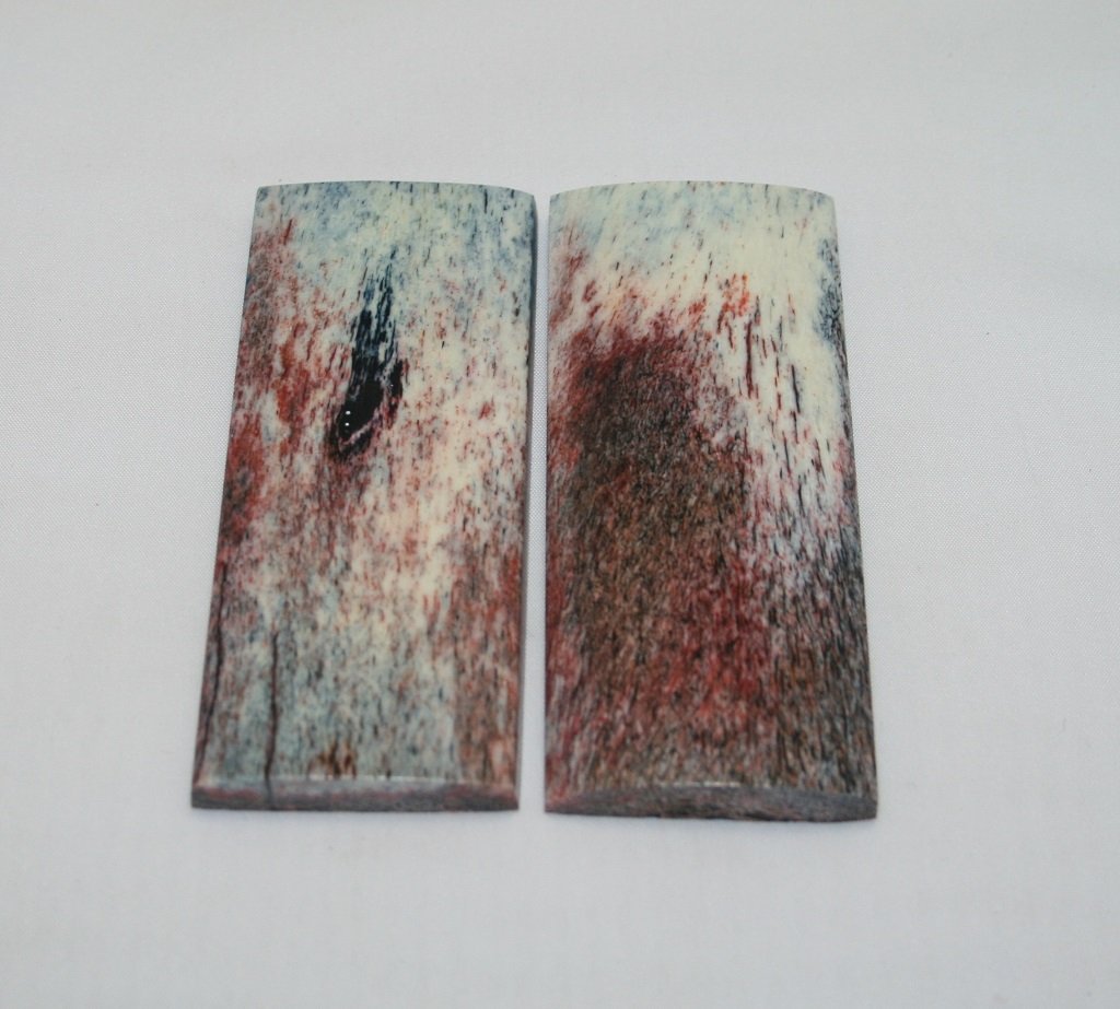 NB105MJ96  Giraffe Bone Scales