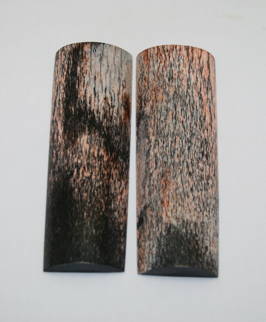 NB105NL4 Giraffe Bone Scales