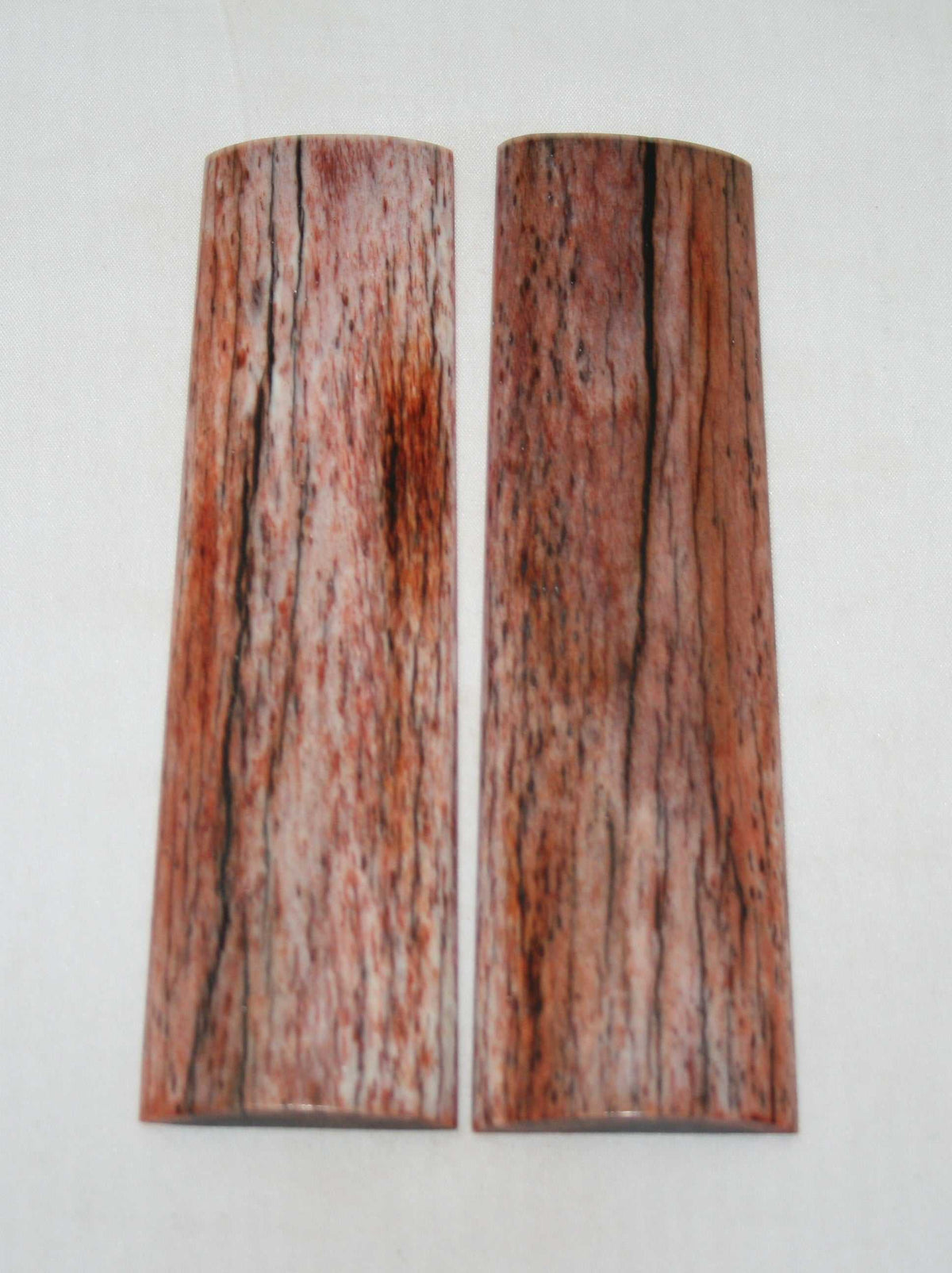 NB105S58  Giraffe Bone Scales