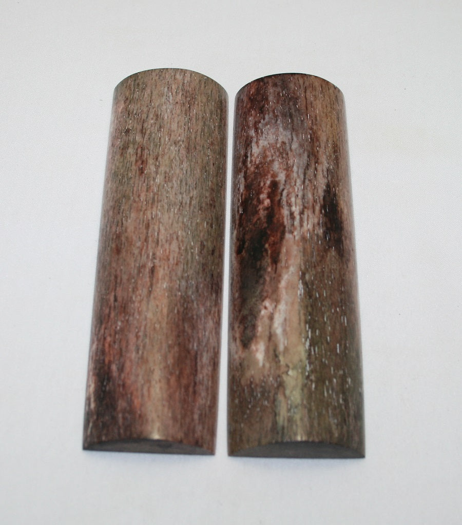 NB108AYA121 Giraffe Bone Scales Set