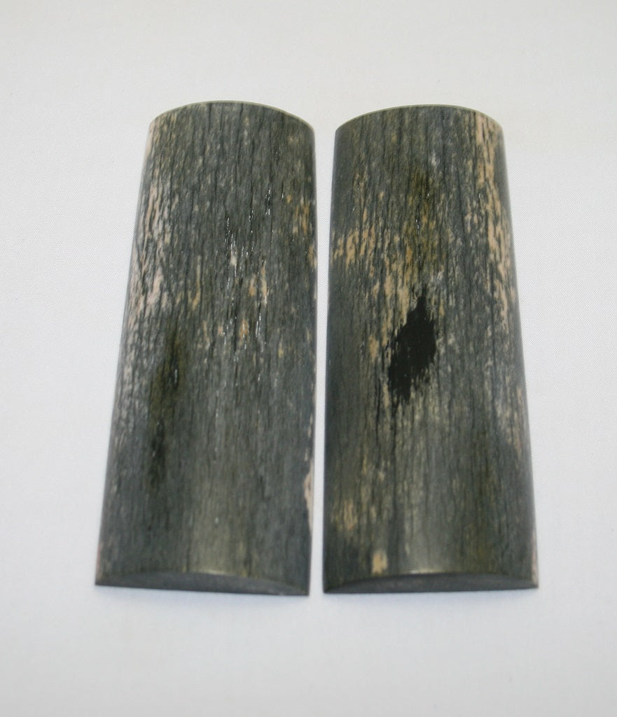 NB108AYA35 Giraffe Bone Scales Set