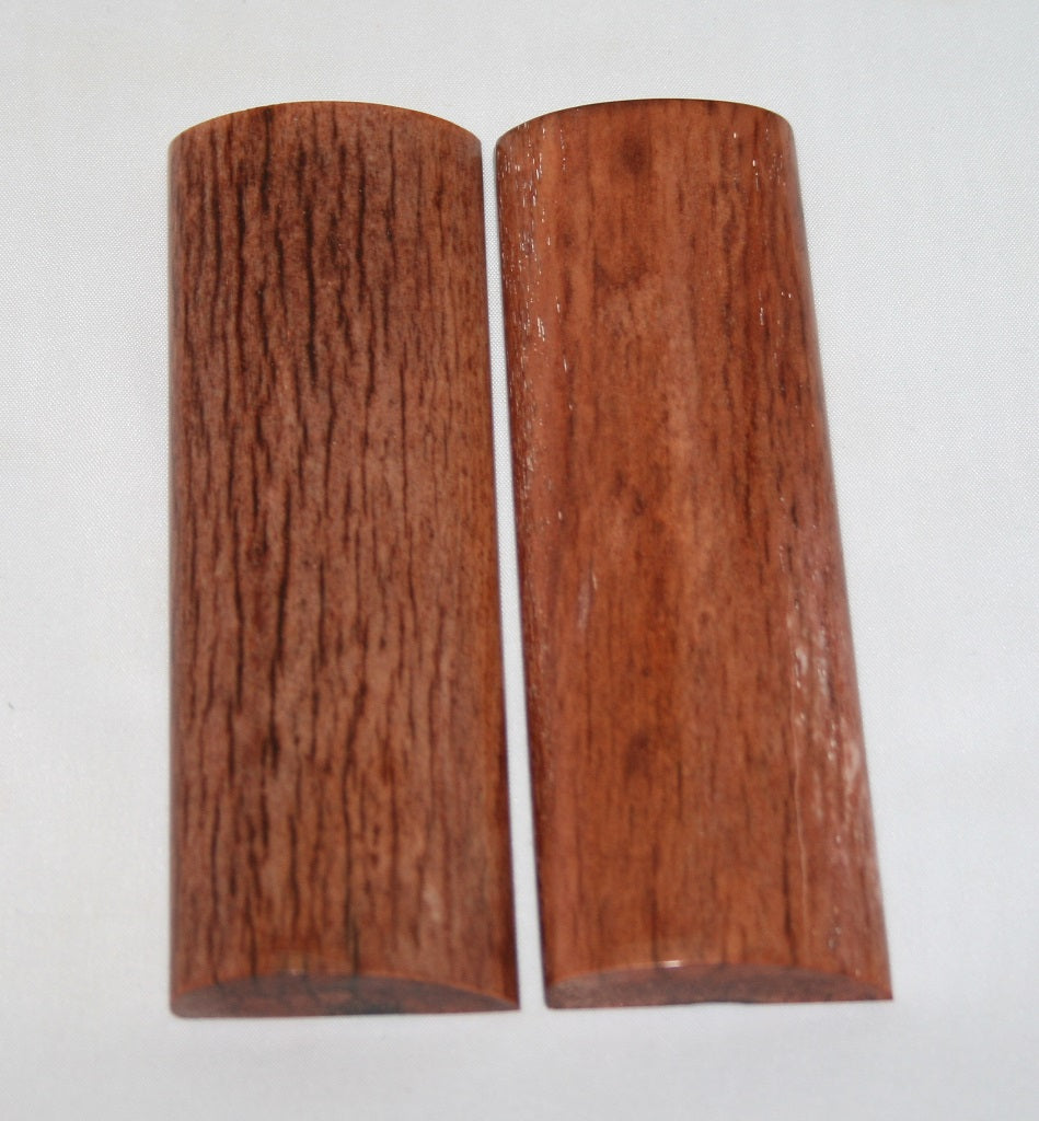 NB108FM43 Giraffe Bone Scales Set