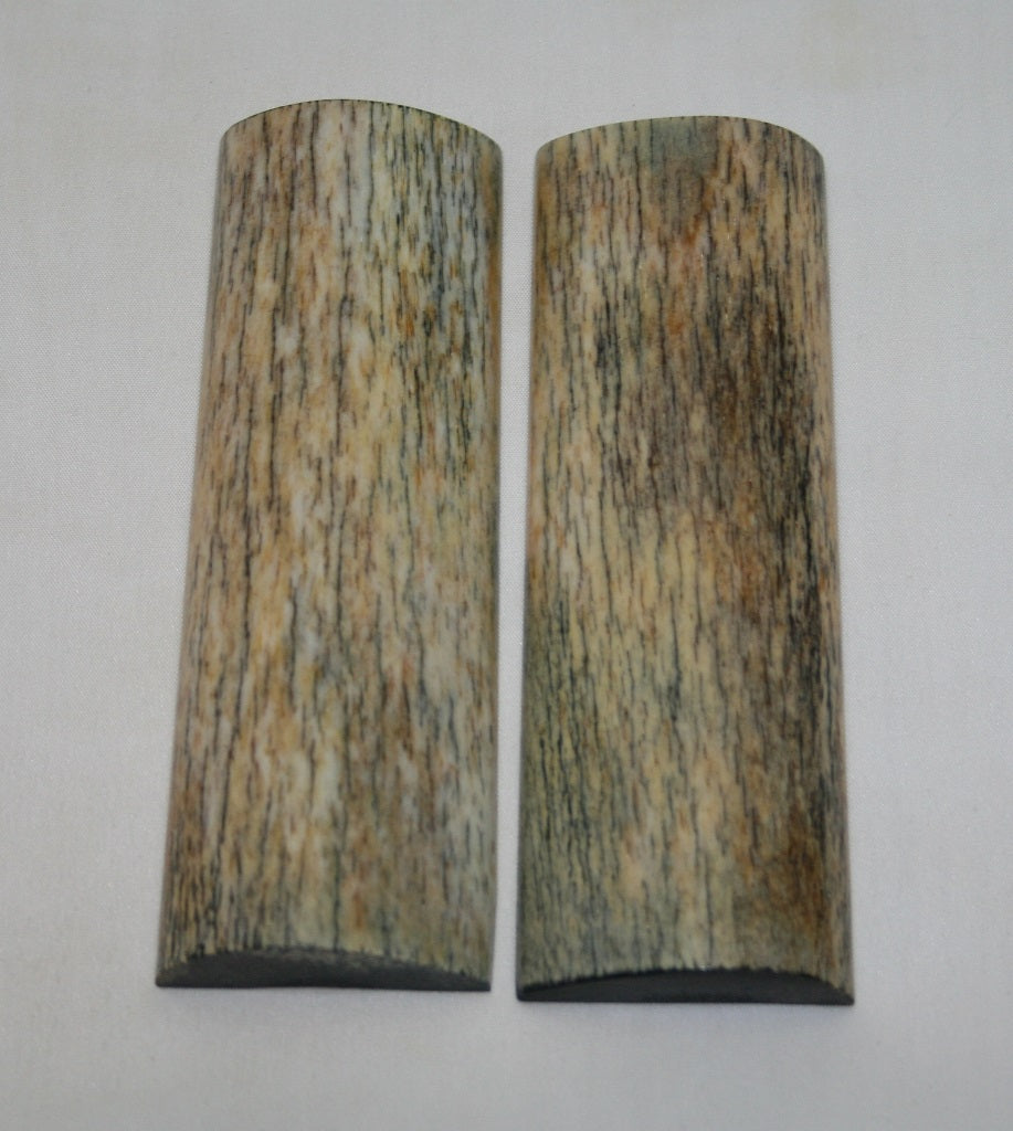 NB108FM44 Giraffe Bone Scales Set