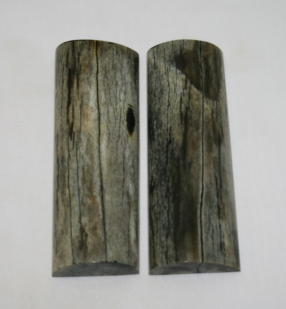 NB108FM46 Giraffe Bone Scales Set