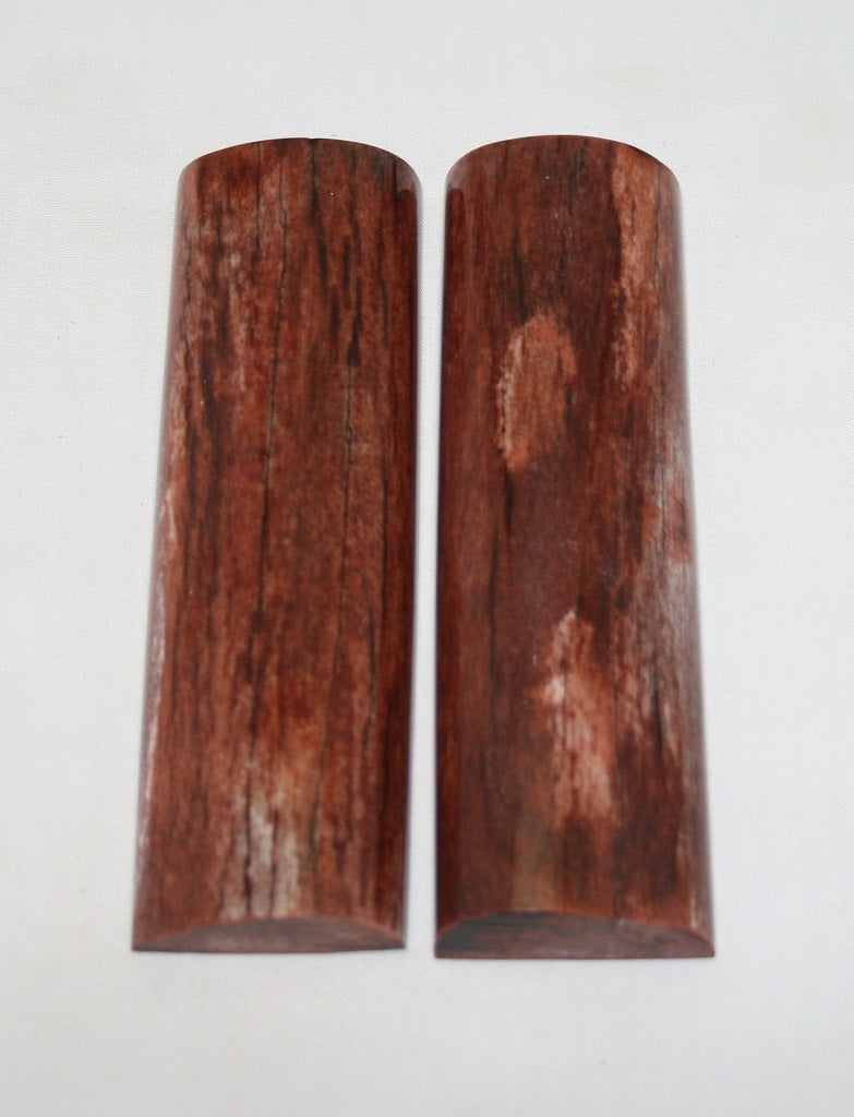 NB108FM48 Giraffe Bone Scales Set