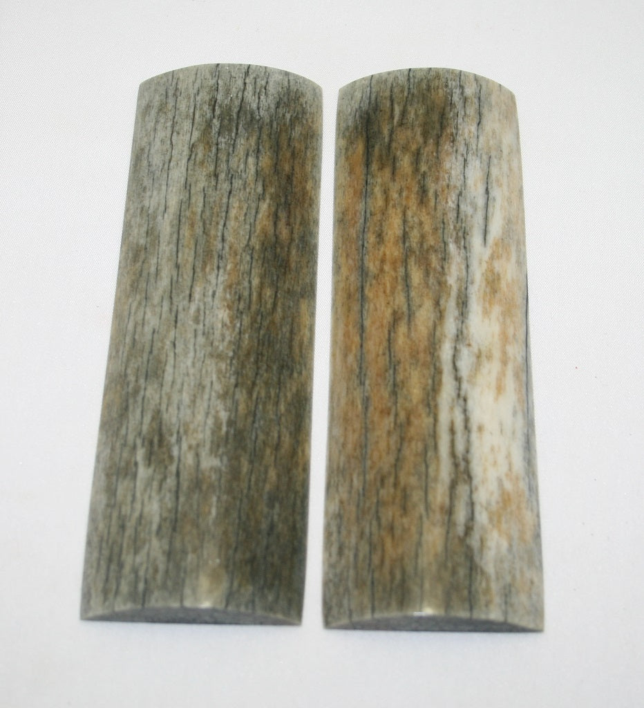 NB108F46 Giraffe Bone Scales Set