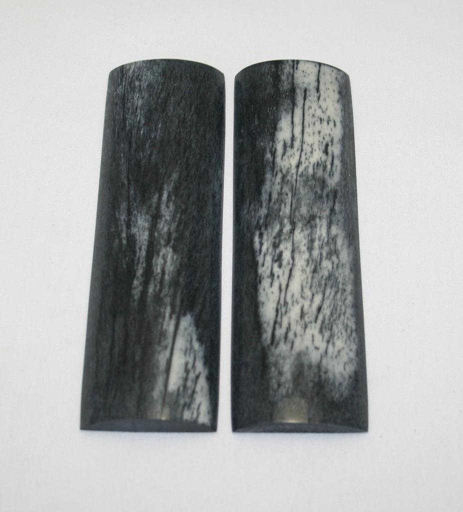 NB108F57 Giraffe Bone Scales Set