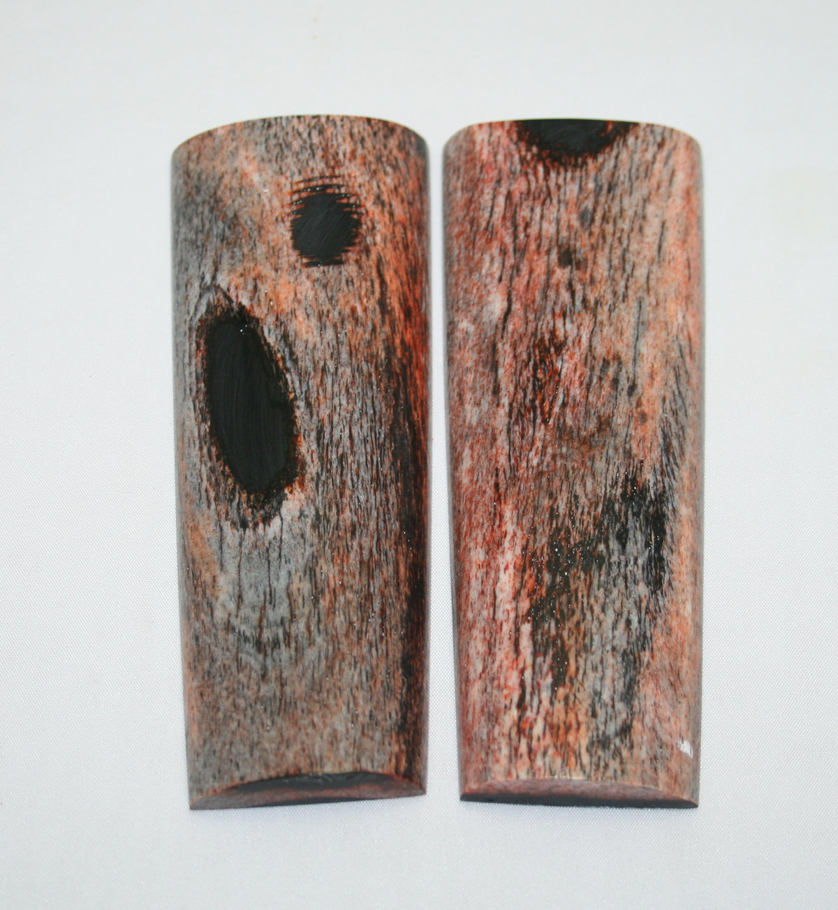 NB108LT35 Giraffe Bone Scales Set