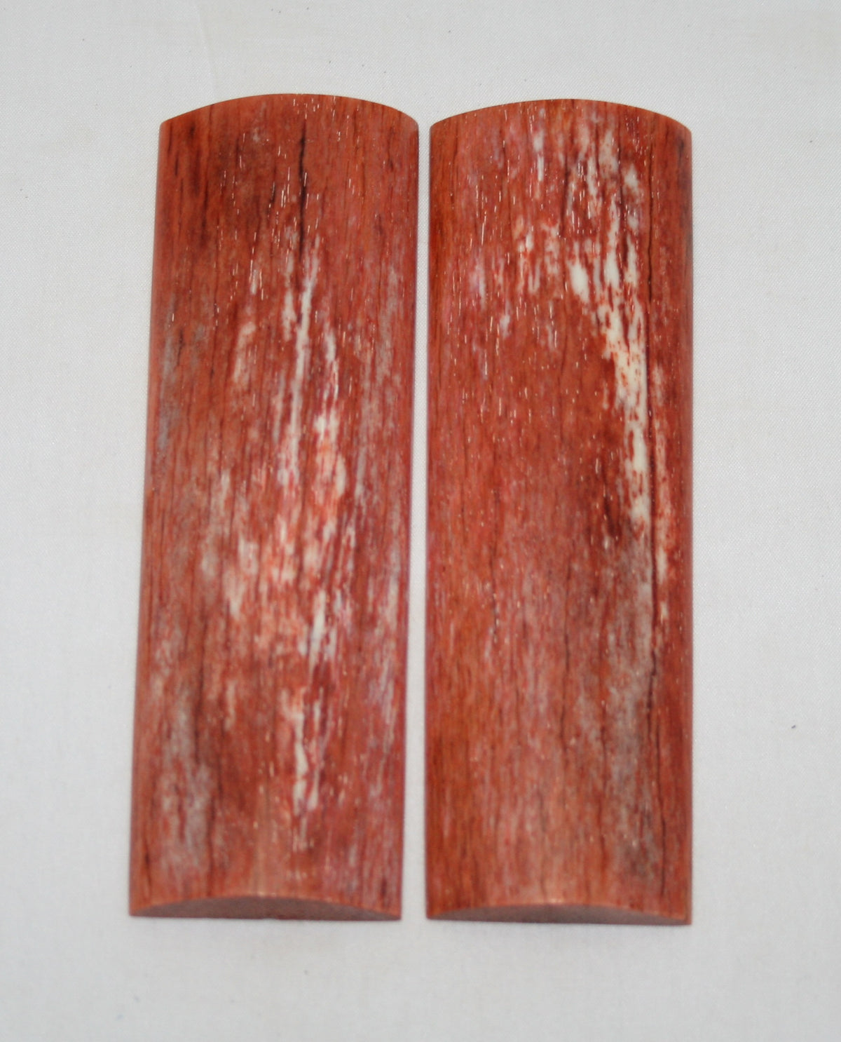 NB108L85 Giraffe Bone Scales Set