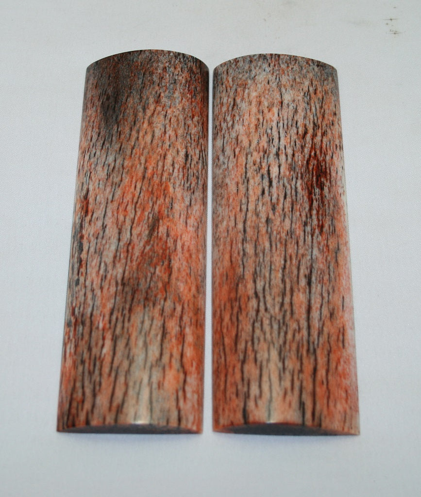 NB108MF102 Giraffe Bone Scales Set