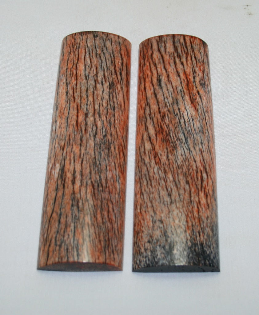 NB108MF106 Giraffe Bone Scales Set