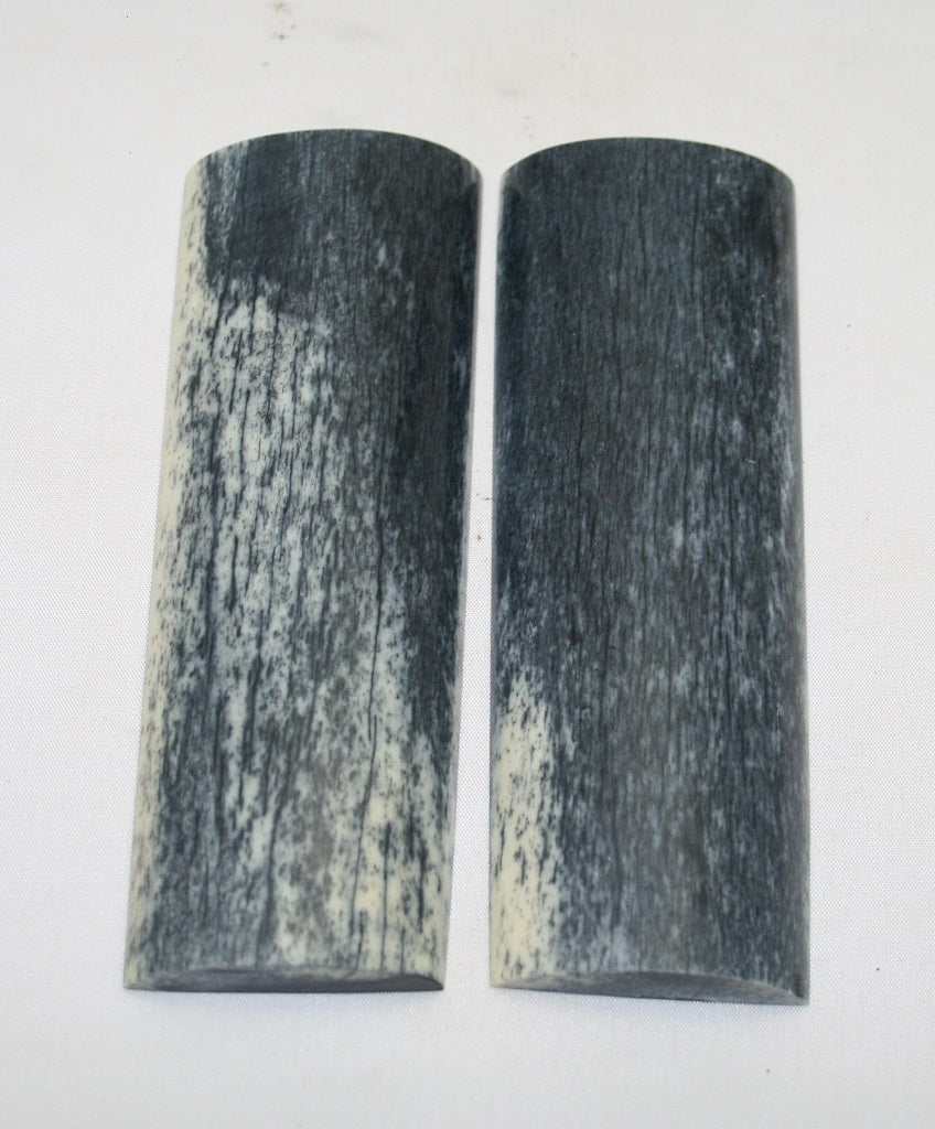 NB108MF43 Giraffe Bone Scales Set