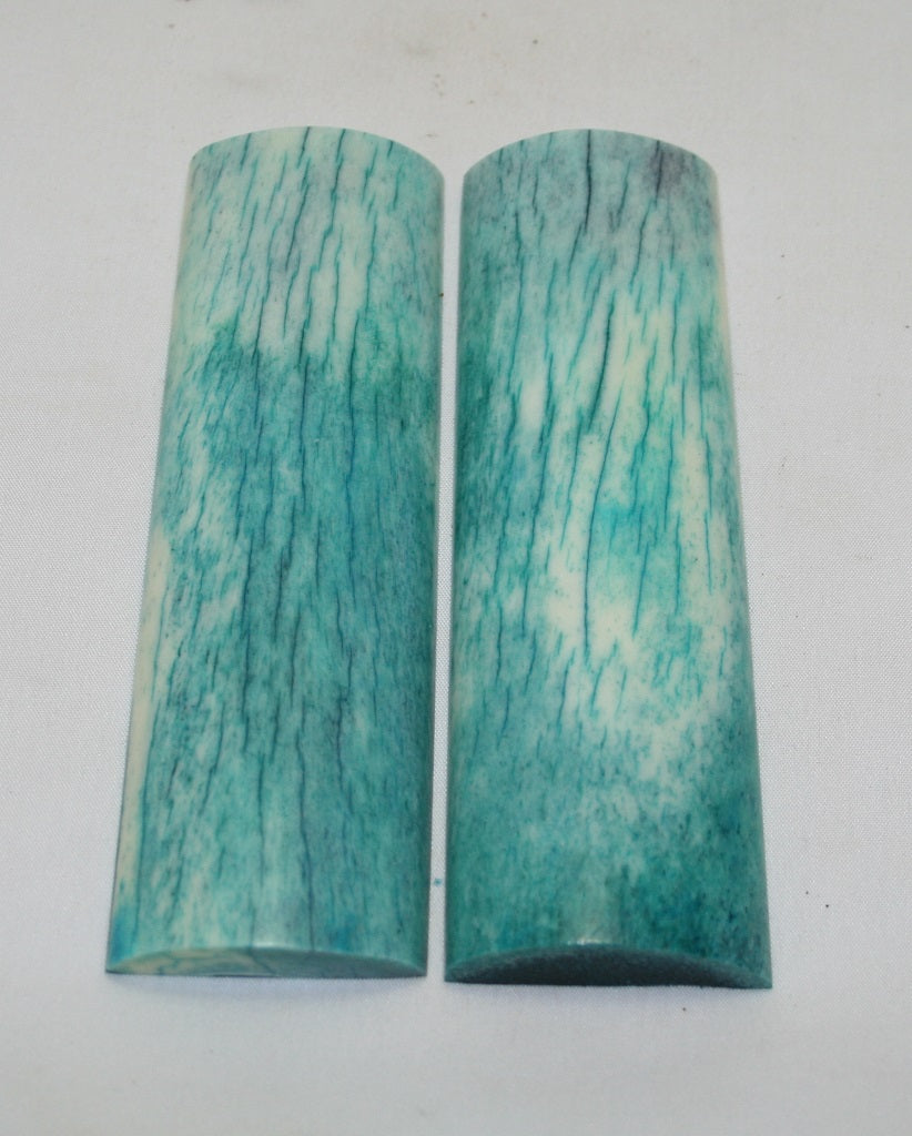 NB108MF48 Giraffe Bone Scales Set