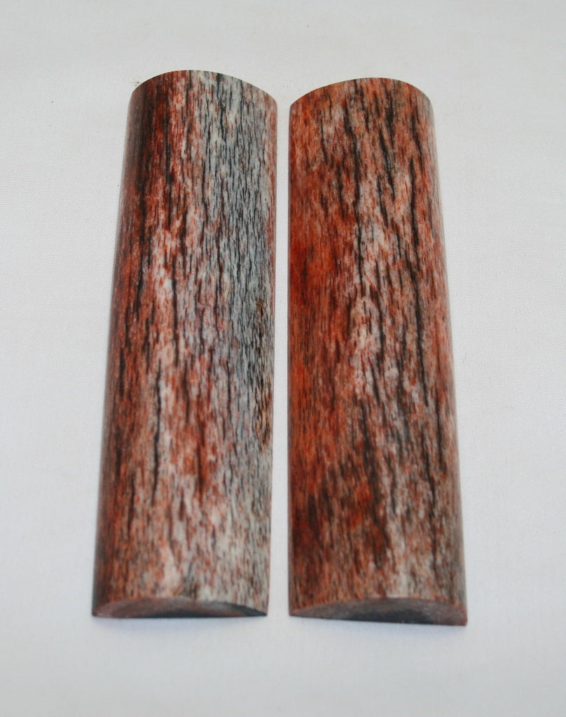 NB108MF54 Giraffe Bone Scales Set