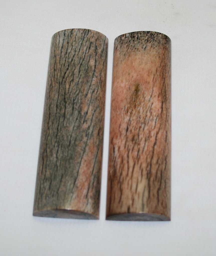 NB108MF93 Giraffe Bone Scales Set