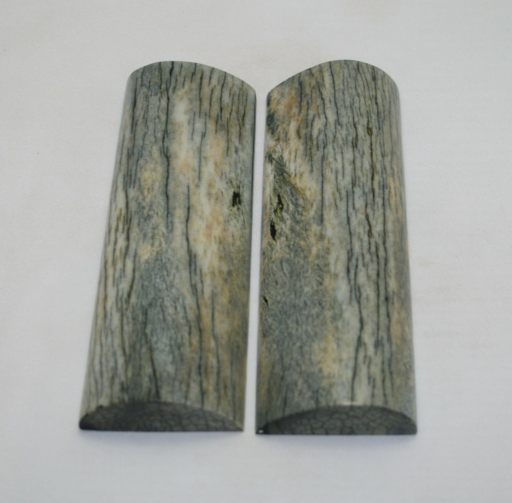 NB108MJ109 Giraffe Bone Scales Set