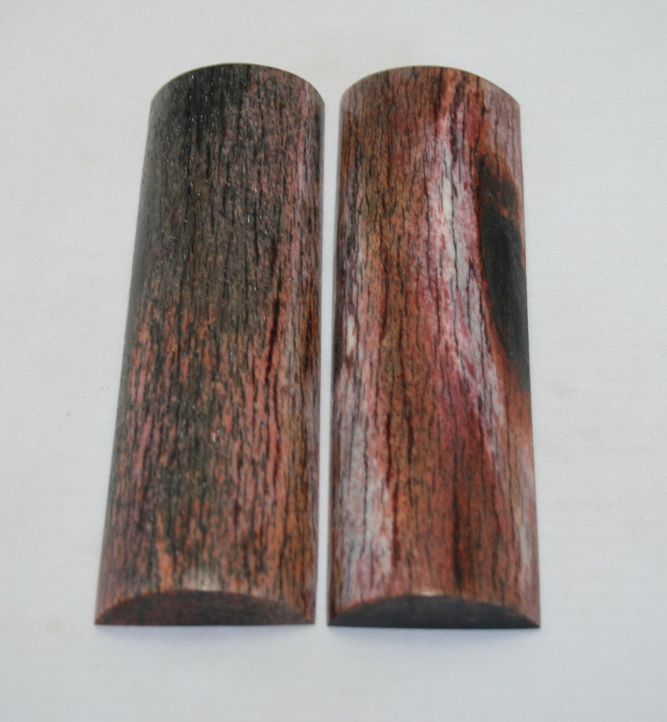 NB108MJ114 Giraffe Bone Scales Set