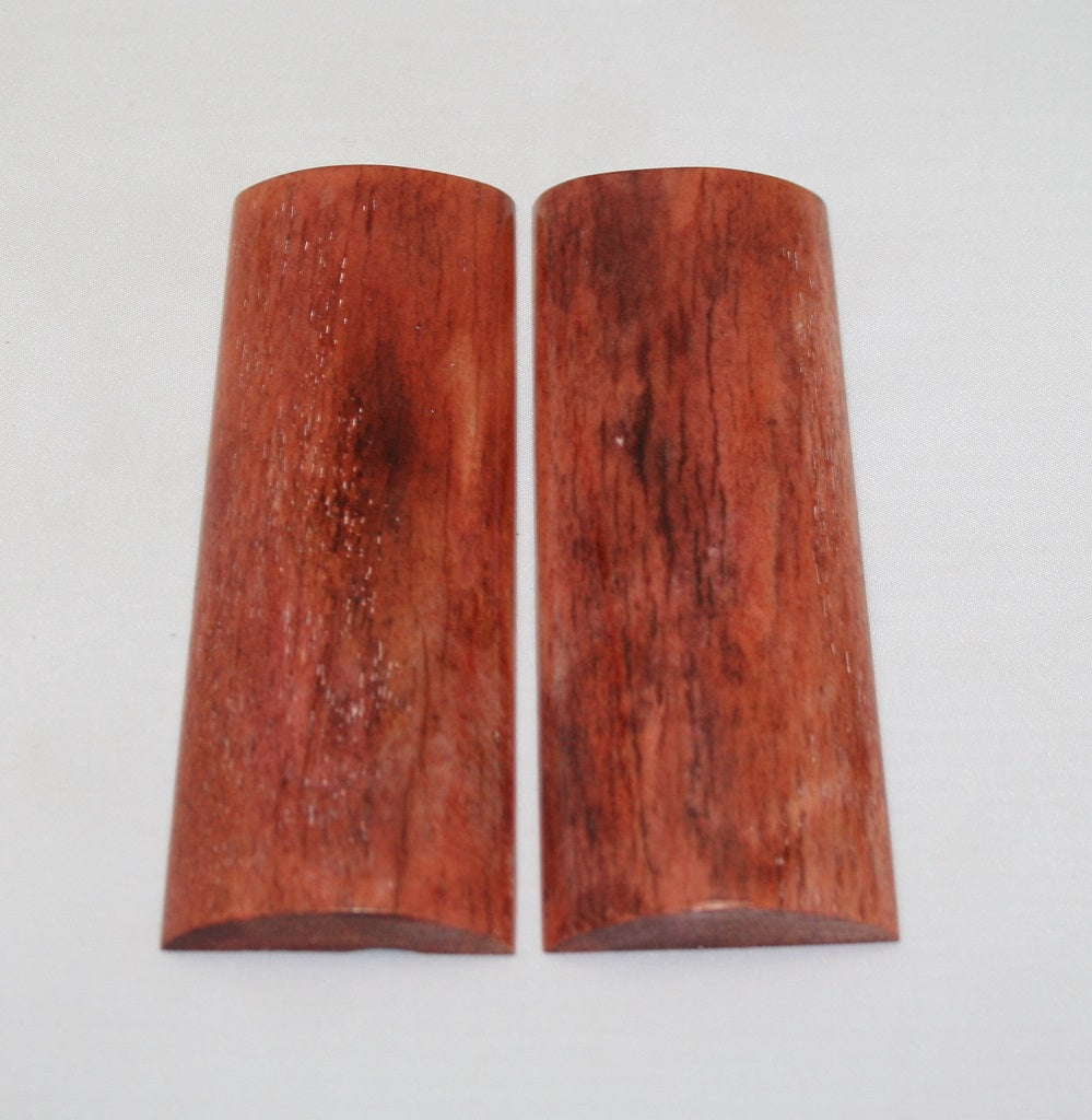 NB108MJ11 Giraffe Bone Scales Set