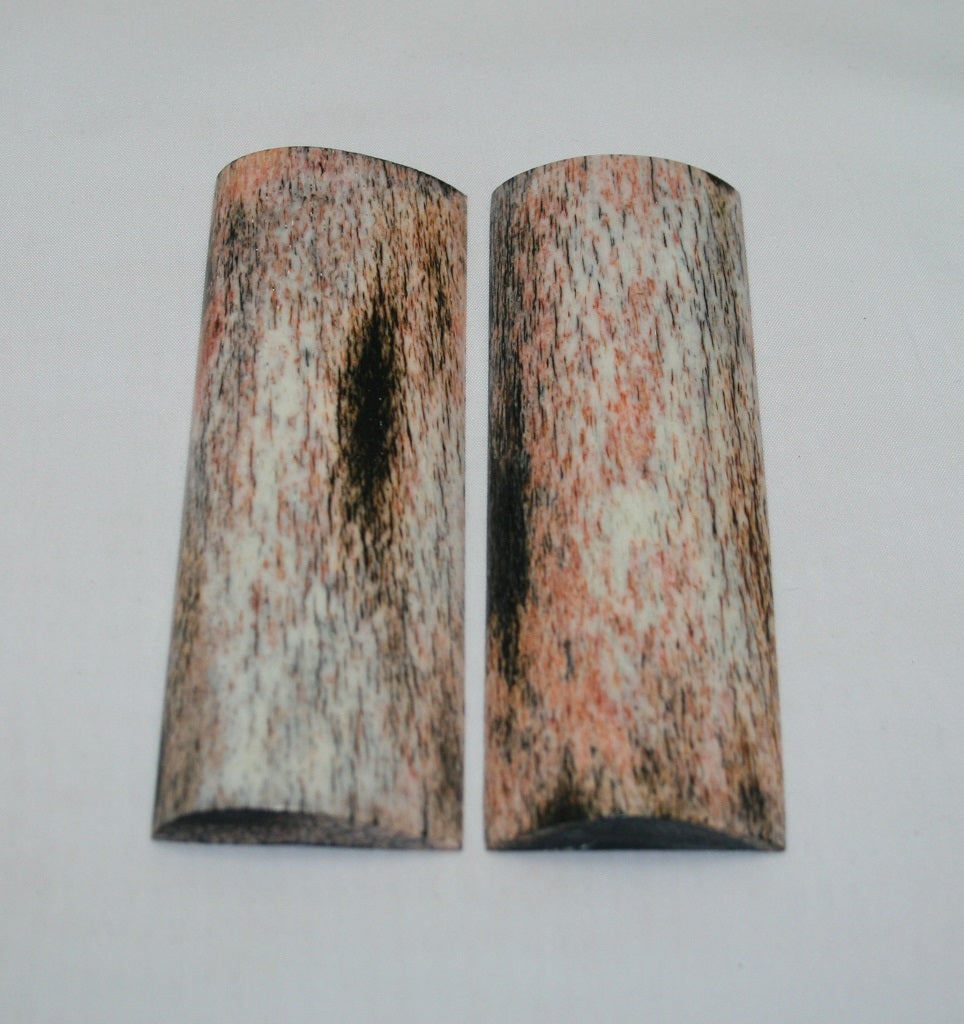 NB108MJ167 Giraffe Bone Scales Set