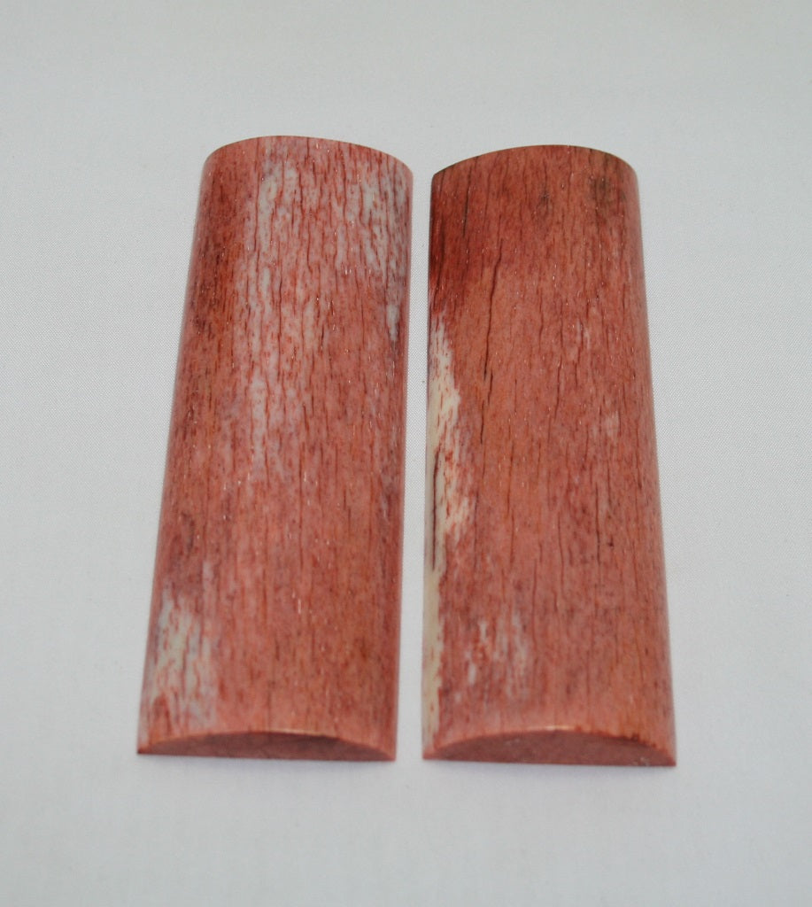 NB108MJ181 Giraffe Bone Scales Set