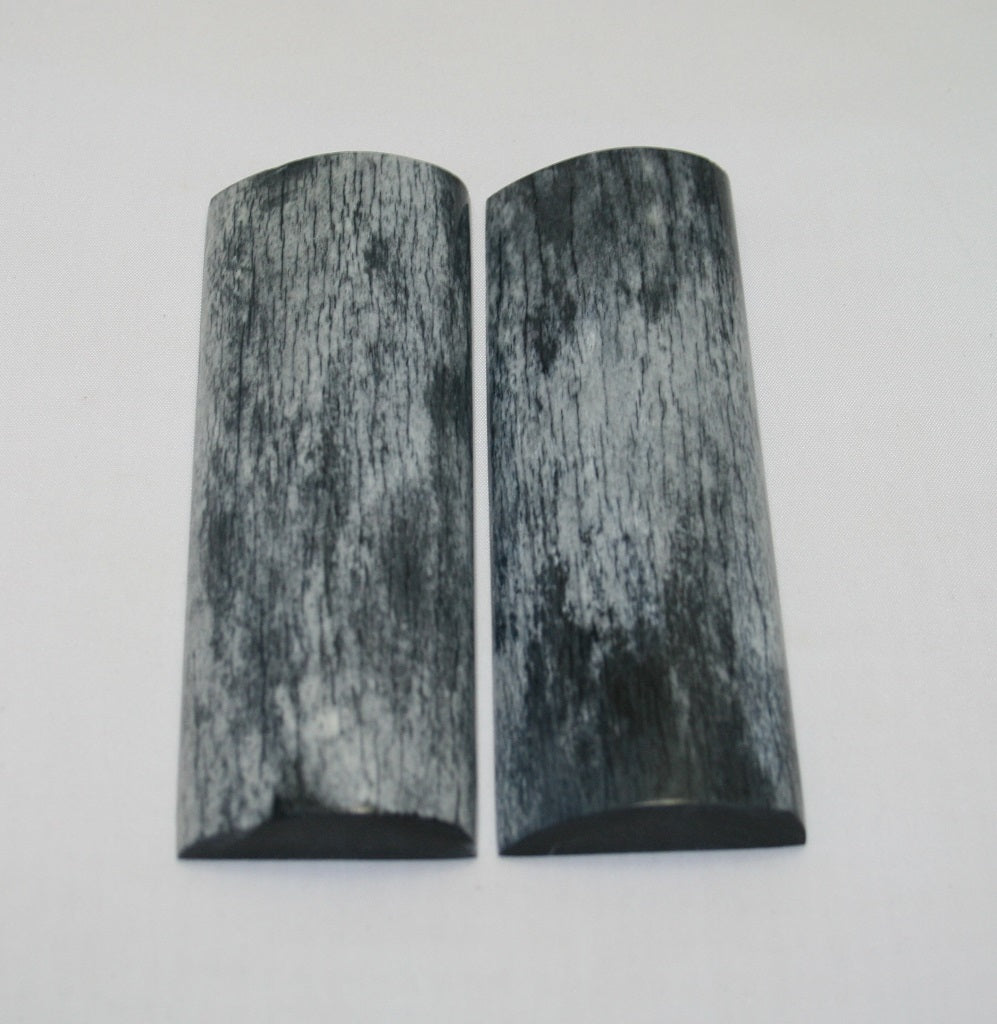 NB108MJ195 Giraffe Bone Scales Set