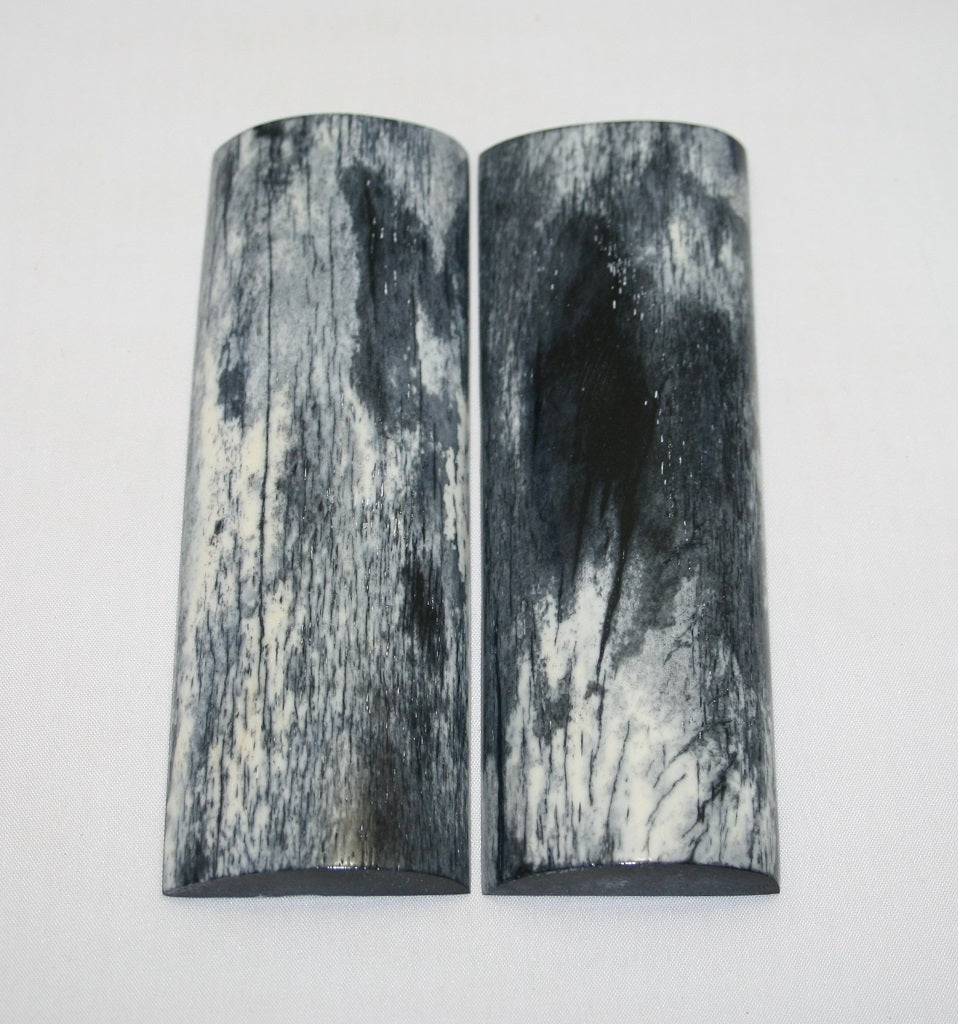 NB108MJ208 Giraffe Bone Scales Set