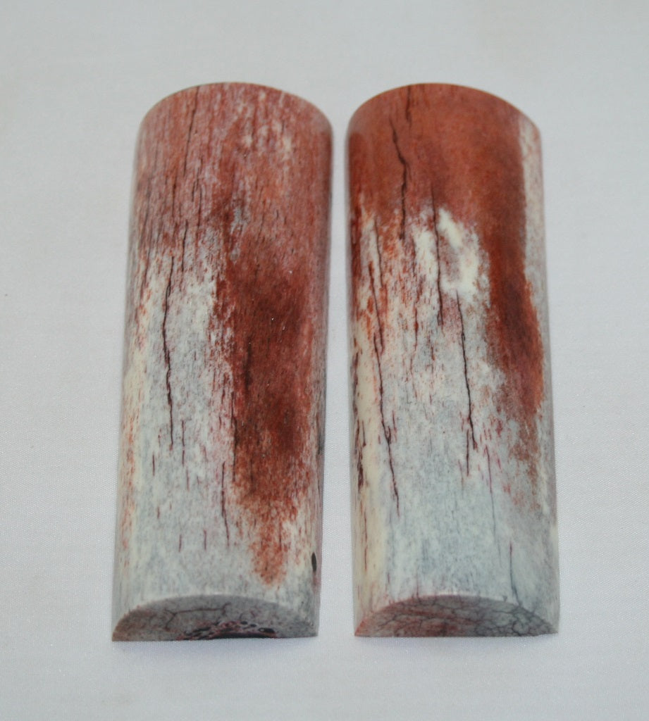 NB108MJ73 Giraffe Bone Scales Set